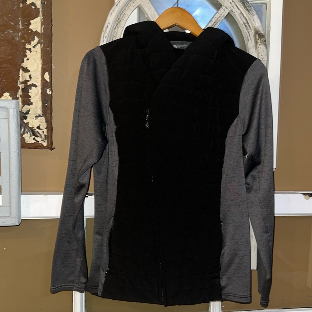 The North Face lightweight jacket size large